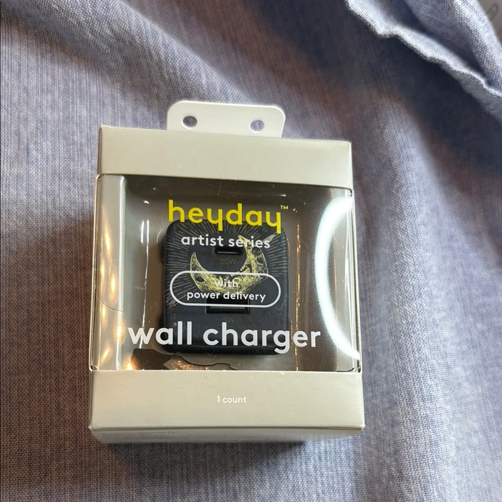 heyday Artist Series Charger - Gray